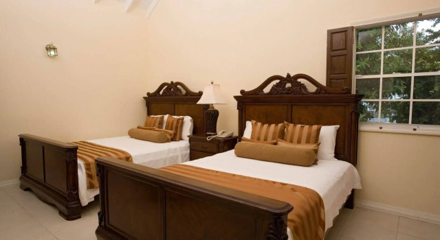 Villa Beach Cottages, Book Villa Villas in Castries, Villa