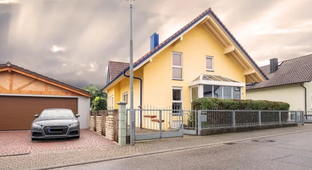 Awad‘s White Apartment, Reserva ahora Apartamento Hoteles en Baden-Wurtemberg con aparcamiento, Aparcamiento