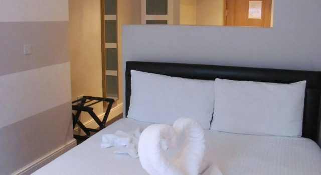 Nox Olympia Hotel, Забронировать Отель Отели Лондона 3 звезды, рядом с Выставочный центр Olympia, 3*