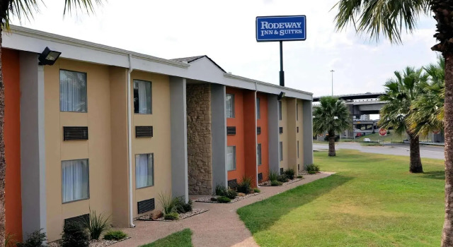 Rodeway Inn and Suites Austin, Забронировать Отель Остин Greater Austin, рядом с Торговый центр The Linc