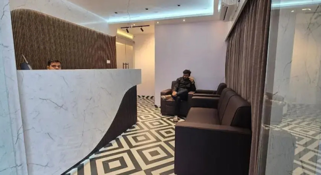 Hotel Ultimate One, Rezerwuj Hotel Hotele w Bhubaneshwar z parkingiem, Parking