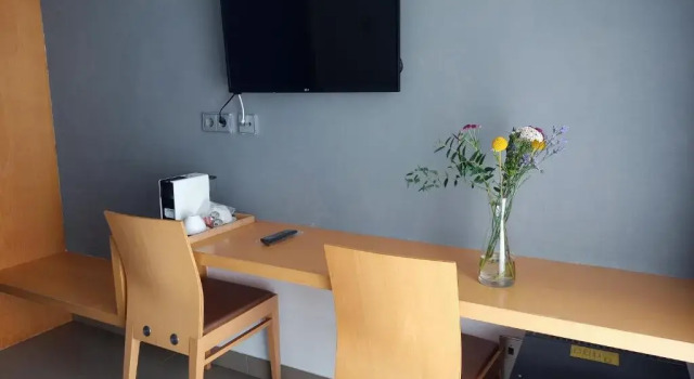 Трёхместный номер Standard Hotel Alboran