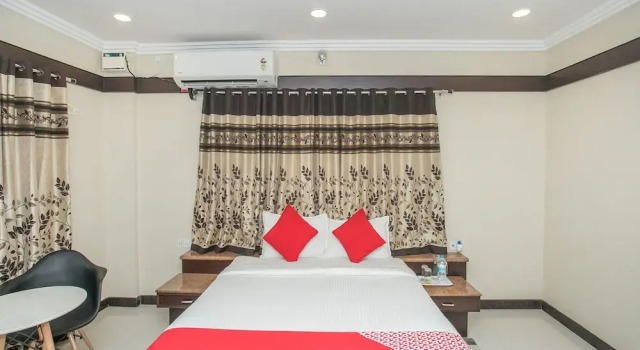 OYO 14835 Wagtail Suites