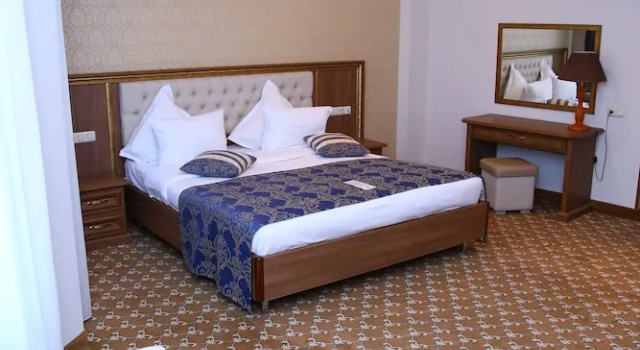 Двухместный номер Standard с балконом Отель Multi Rest House