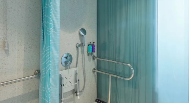 Двухместный номер Standard Tru by Hilton Buon Ma Thuot City Centre