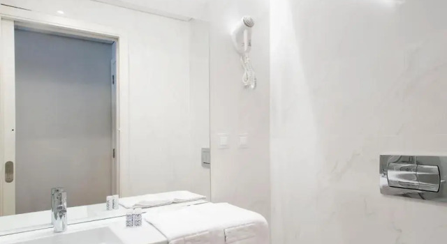 Четырёхместный номер Private The Central House Lisbon Baixa