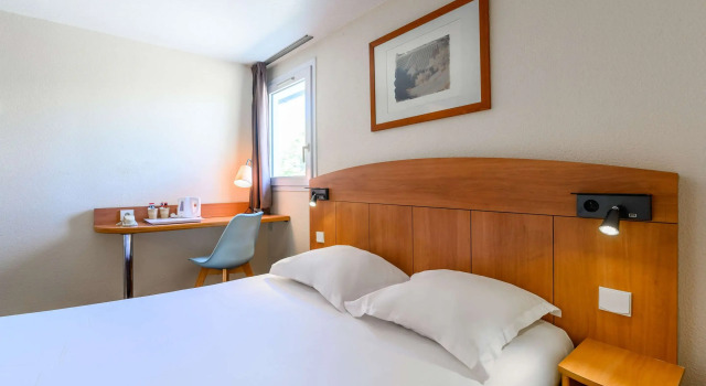 Трёхместный номер Standard Comfort Hotel Amiens Nord