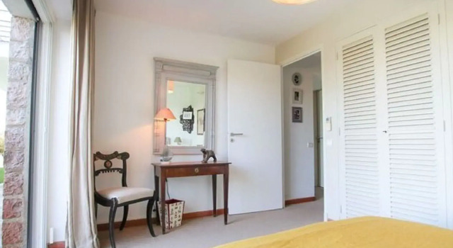 Modern holiday home in Gassin with private pool, Забронировать Отель Гассен Порт-Гримо