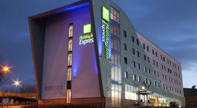 Holiday Inn Express Tamworth by IHG, Забронировать Отель Тамуэрт Стаффордшир, рядом с The Lamb Ground