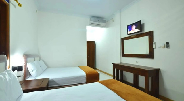 Hotel Bukit Uhud Yogyakarta