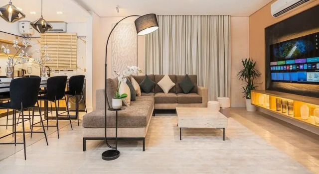 Luxury & Elegant Apartment in Almughrizat, Забронировать Апартаменты/квартира Эр-Рияд  округ Эр-Рияд, рядом с Музей авиации Сакр–Аль-Джазира