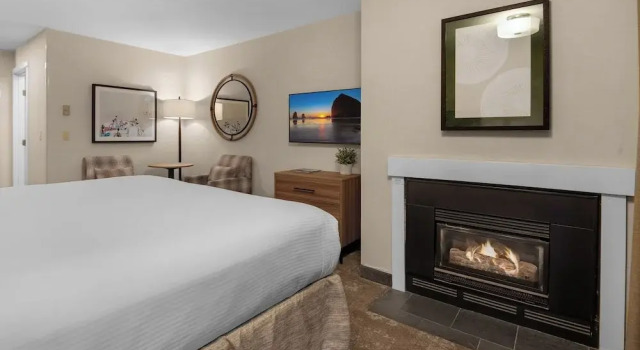 Двухместная студия с балконом и с красивым видом из окна Schooners Cove Inn