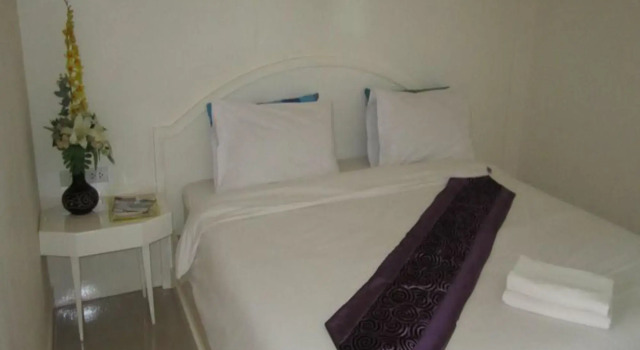 Bouquet Boutique Hotel, Varaa Boutique-hotelli Hotellit North-Eastern Thailand pysäköinnillä, Pysäköinti