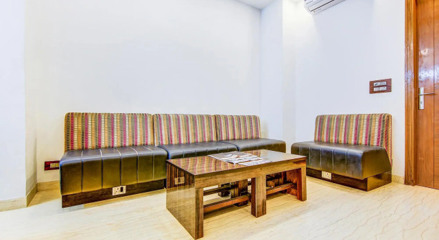 Fabhotel Floyd, Забронировать Отель Отели Нью-Дели с завтраком, Завтраки