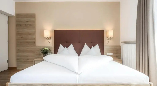 Lingers Suites & Residence, Забронировать Отель Аппьяно-сулла-Страда-дель-Вино Bolzano and surroundings
