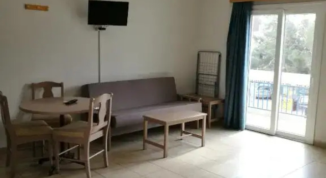 Студия Georgia Hotel Apartments