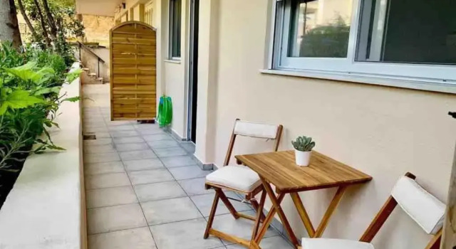 Disinffected Kifissia Central near Metro Apartment 1BR, Κράτηση Διαμέρισμα Κηφισιά Αθήνα