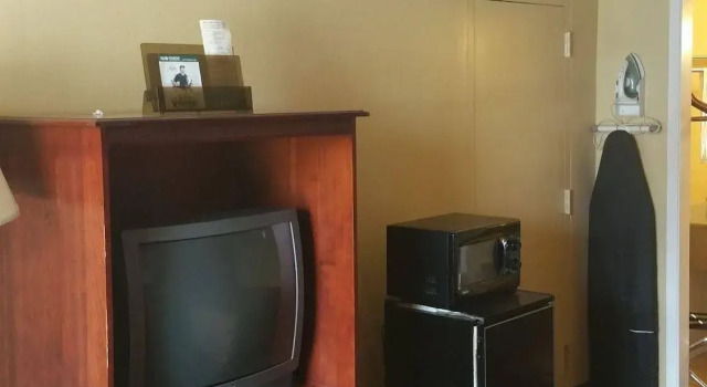Sunbelt Lodge Motel, Boek Motel Hotels in Missouri met zwembad, Zwembad
