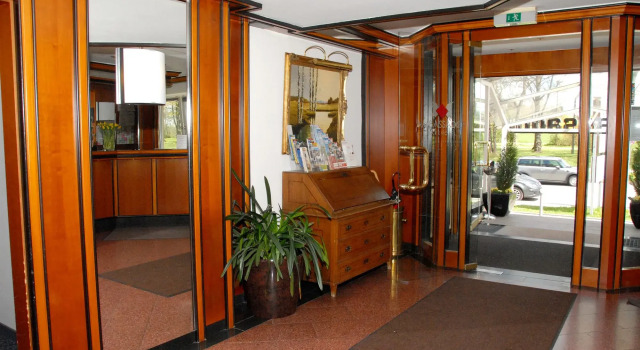 Ambassador Parkhotel