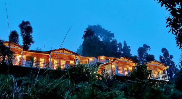 Treehouse Resort, Varaa Lomakeskus Hotellit Uttarakhand pysäköinnillä, Pysäköinti