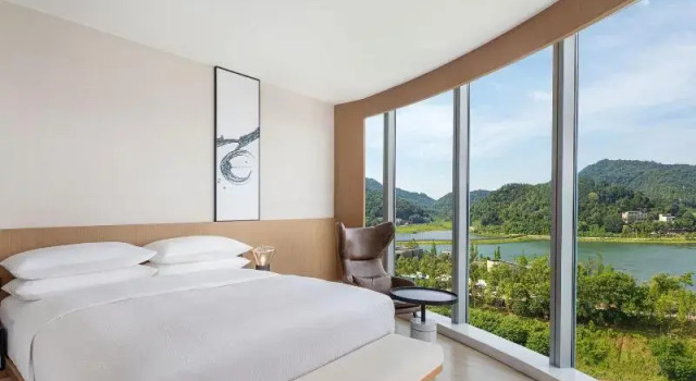 Люкс Grand Fairfield By Marriott Changsha Yuelu