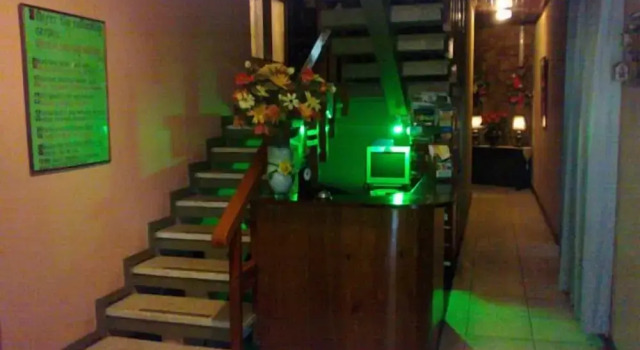 Charly's Place Hotel, Prenota Hotel Alajuela Costa Rica