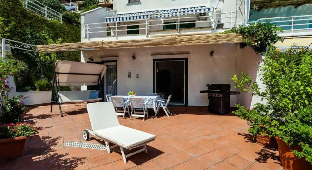 Коттедж с 3 комнатами Casa Dorothea 1