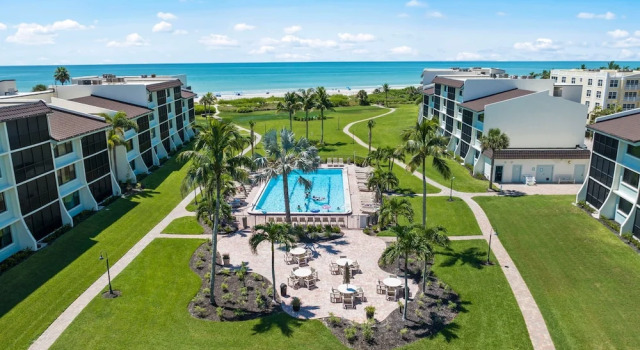 Апартаменты Loggerhead Cay 443 Pet Friendly on the Beach