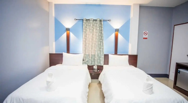 Двухместный номер Deluxe Nakarin Hotel