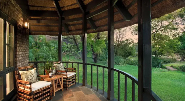 Люкс с видом на сад Anantara Stanley & Livingstone Victoria Falls Hotel