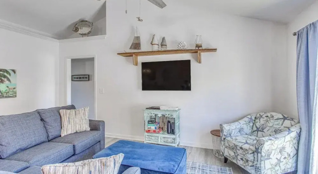 Private Yard, Patio and Grill Surfside Beach Home!, Забронировать Дом для отпуска Виллы Южной Каролины, Вилла