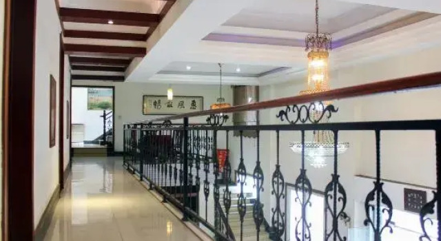 Huifeng Hotel, Prenota Hotel Hotel a Hubei con parcheggio, Parcheggio