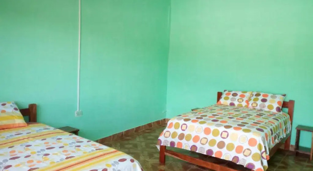 Трёхместный номер Economy Perezoso Hostel