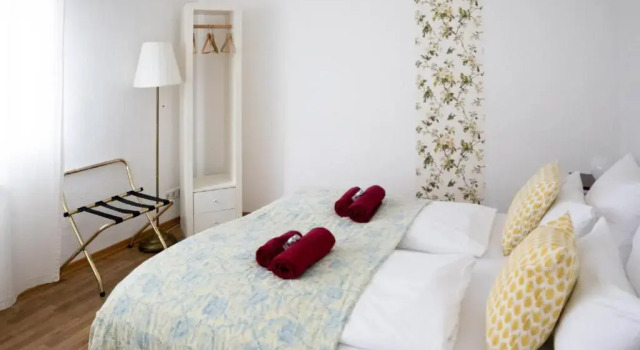 Апартаменты B&B MY PLACE mit Frühstückspaket - with Breakfastbox