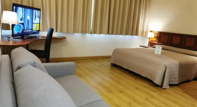 Двухместный номер Economy Hotel President
