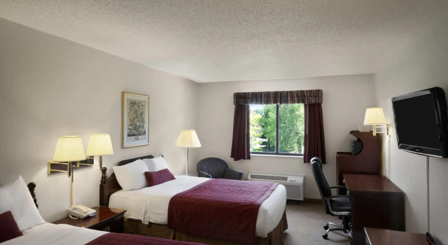Baymont by Wyndham Whitewater, Buchen Sie Hotel Whitewater Wisconsin