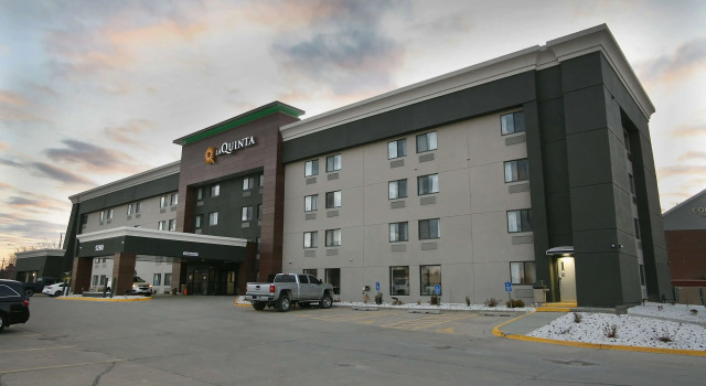 La Quinta Inn & Suites Des Moines West Clive, Boek Hotel Clive Iowa