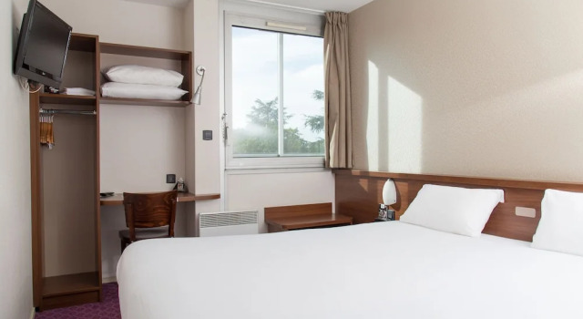 Номер Standard Brit Hotel Toulouse Colomiers - L’Esplanade