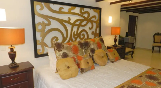 Двухместный номер Standard с балконом Hotel Dorado Plaza Boutique Calle del Arsenal
