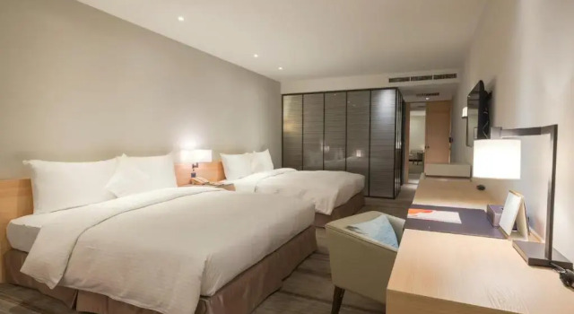 Четырёхместный номер Comfort Hotel COZZI Zhongshan Kaohsiung