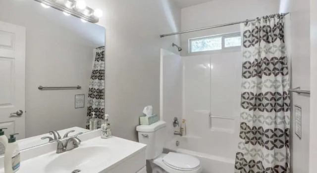 Номер Standard Spacious & New Guesthouse in Orem/Provo