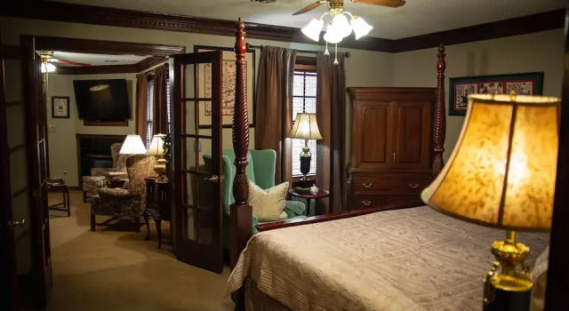 Suite med altan Williamsburg Sampler B & B