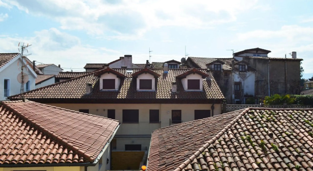 Apartamento El Corro: con parking en pleno centro de Comillas, Забронировать Апартаменты/квартира Комильяс Cantabria Coast, рядом с Кладбище в Комильясе