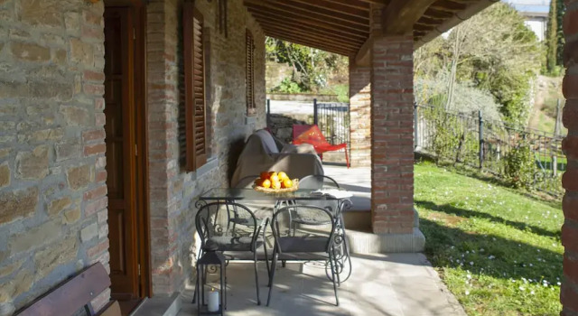 Коттедж Beautiful Farmhouse With Pool