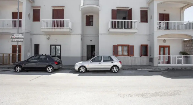Elegant Holiday Home in Ostuni With Balcony, Buchen Sie Hotel Ostuni Itria-Tal