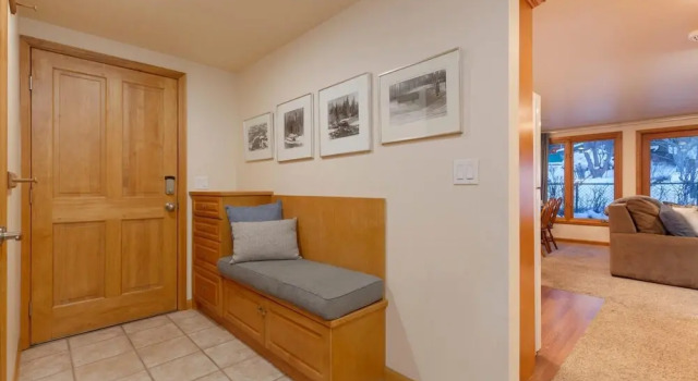 Everything You Need - 2BR Steps To Gondola, Забронировать Отель Отели Аспен 4 звезды, рядом с Bell Mountain, 4*