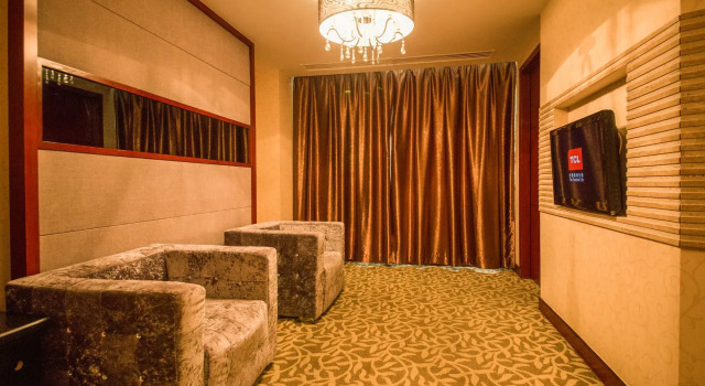 Jinguan Holiday Hotel, Boek Hotel Hotels in Guangdong met parkeren, Parkeren