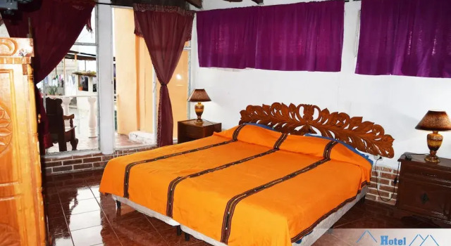 Hotel Playa Linda, Prenota Hotel Hotel a Solola con piscina, Piscina