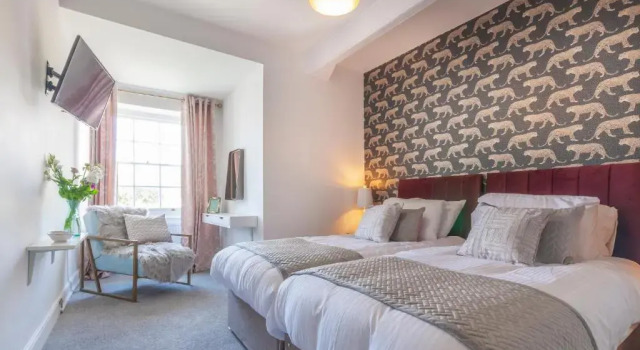 Апартаменты с 2 комнатами Wyndham Square Apartments by K Boutique