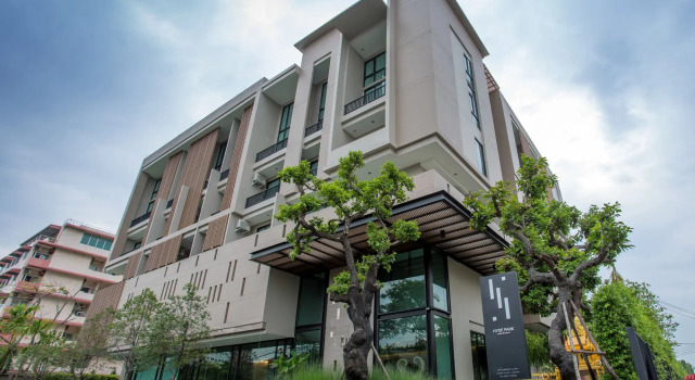 Hyde Park Chiangmai